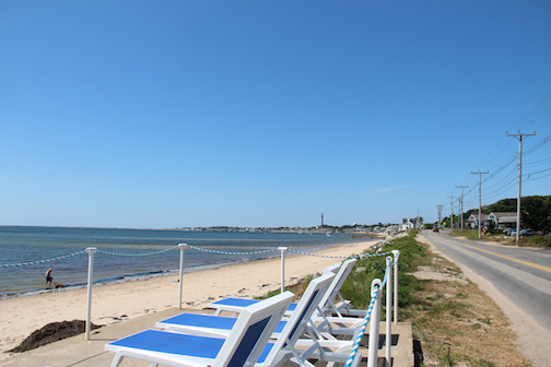 EastEnd-PtownPanorama-blueChairsRt6A